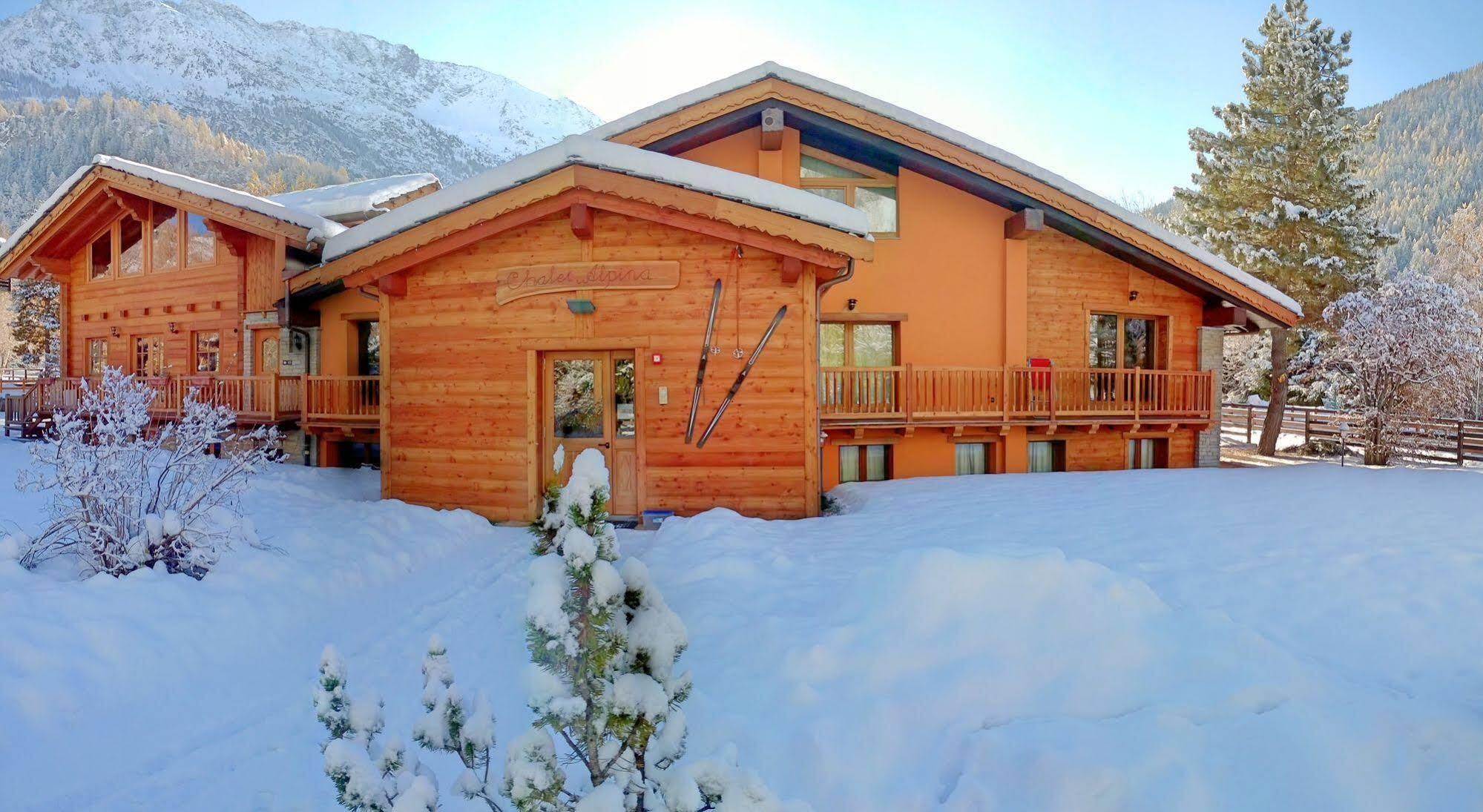 Chalet Alpina Hotel & Apartments La Thuile Exteriör bild
